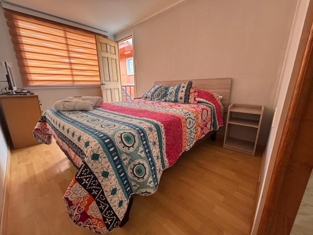 קלדרה Hostal Aleja מראה חיצוני תמונה
